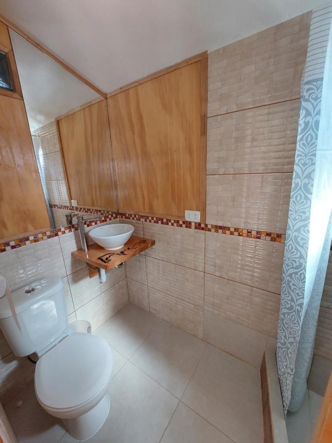 Hostal House Flover Пуэрто-Варас Экстерьер фото